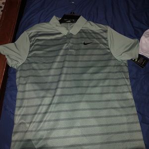 Men’s Nike Shirt